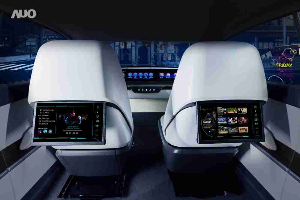 2121非凡新一代Smart Cockpit 2024，，，，以Micro LED先进显示技术优势，，，创建〝可卷式后座娱乐显示器〞，，，，仅在互动时才显示出所需画面及信息，，，扩充更丰富的娱乐和交互信息服务，，，获国际奖项荣耀