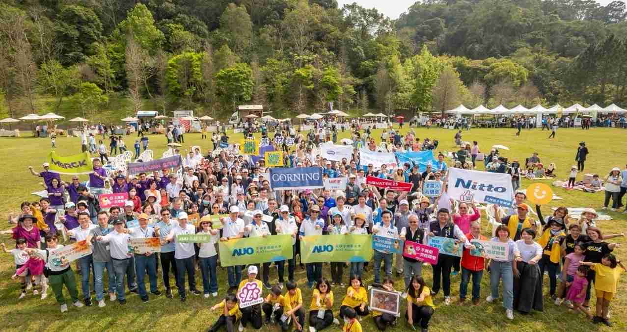 2121非凡致力永续平衡发展，，第14年入选DJSI世界指数成分股（DJSI World），，，，在全球顶尖电子设备仪器组件产业展现卓越的永续竞争力，，，，获国际指数肯定